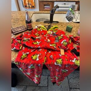 Coach Kate Spade Grinch Hang Tag pictures circus time